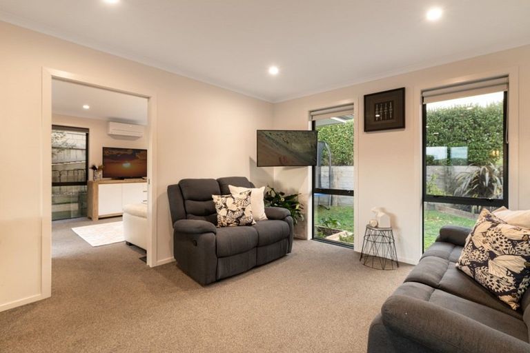 Photo of property in 205 Ballintoy Park Drive, Welcome Bay, Tauranga, 3175