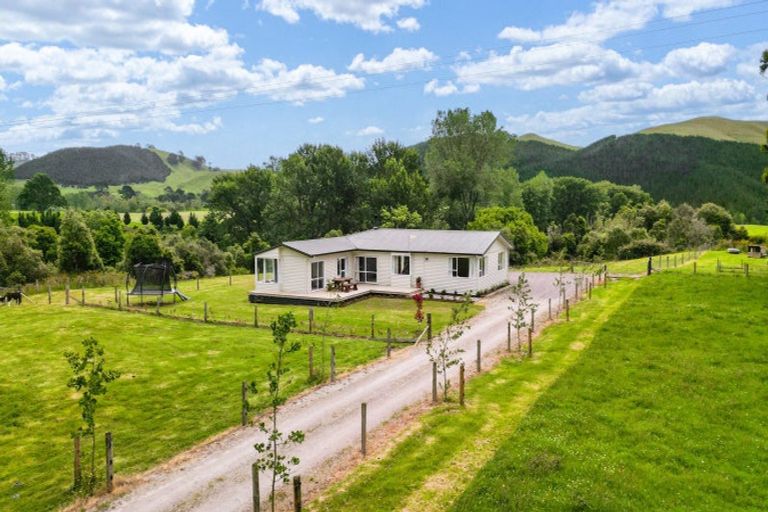 Photo of property in 878 Te Kopia Road, Waikite Valley, Rotorua, 3077