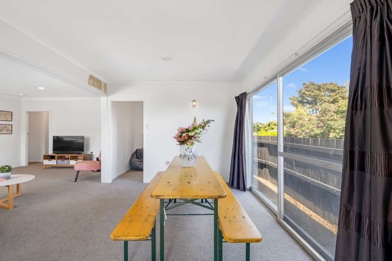 Photo of property in 4a Crombie Street, Bellevue, Tauranga, 3110