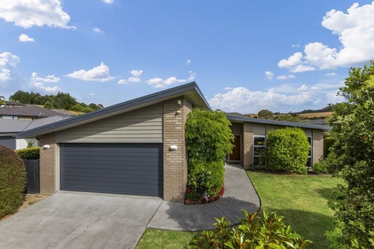 Photo of property in 14 Beachwood Drive, Hatfields Beach, Orewa, 0931