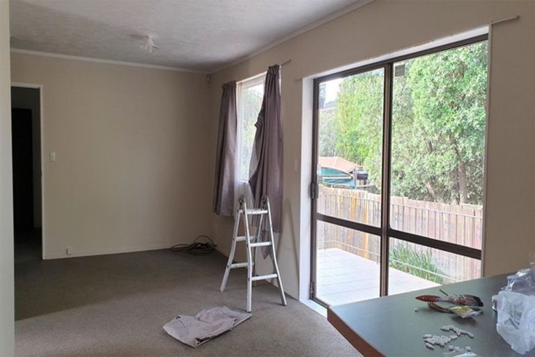 Photo of property in 27 Harris Road, Mount Wellington, Auckland, 1051