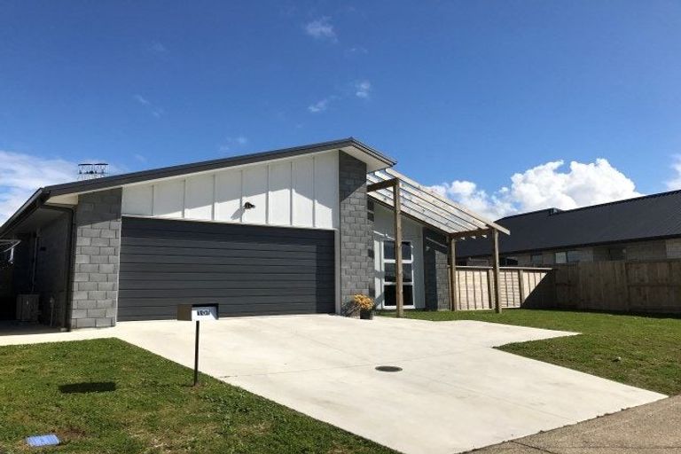 Photo of property in 104 Te Ranga Memorial Drive, Pyes Pa, Tauranga, 3112