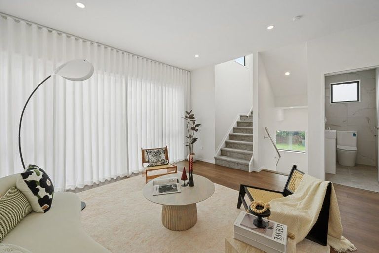 Photo of property in 5/125 Universal Drive, Henderson, Auckland, 0610