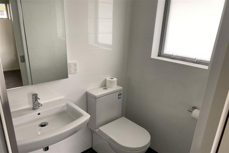 Photo of property in 250a Fergusson Drive, Heretaunga, Upper Hutt, 5018