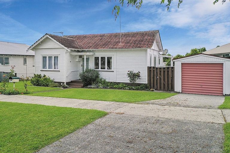 Photo of property in 25 Young Street, Te Awamutu, 3800
