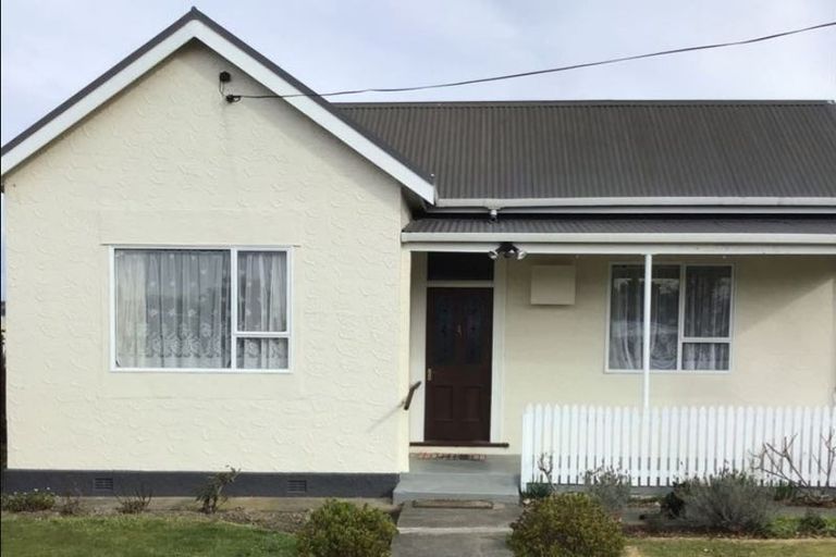 Photo of property in 33 Leonard Street, Waimate, 7924