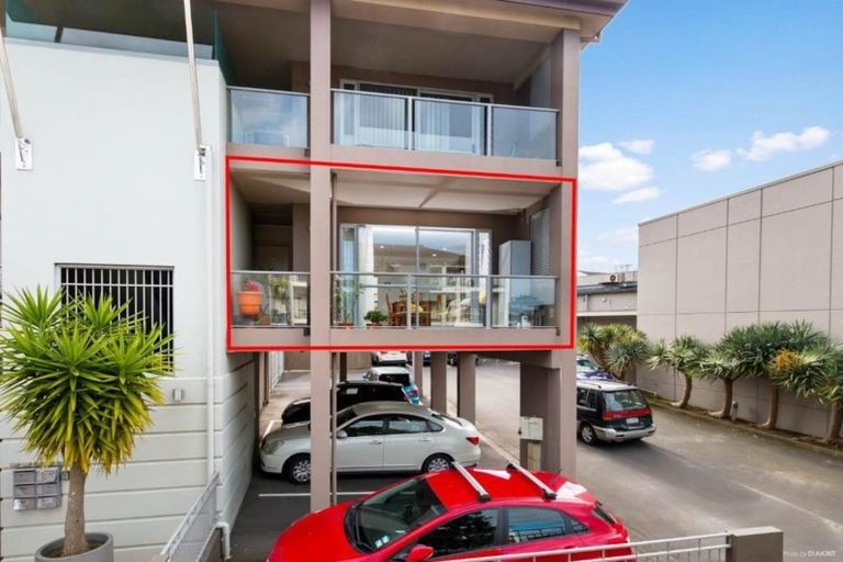 Photo of property in 100b Michael Jones Drive, Flat Bush, Auckland, 2019