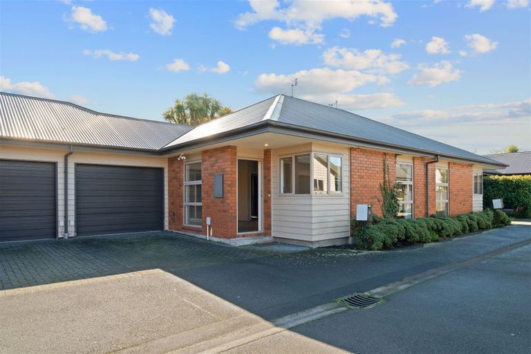 Photo of property in 26f Collins Street, Addington, Christchurch, 8024