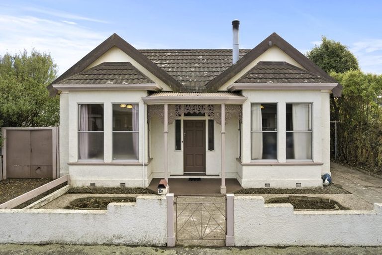 Photo of property in 28 Bathgate Street, South Dunedin, Dunedin, 9012