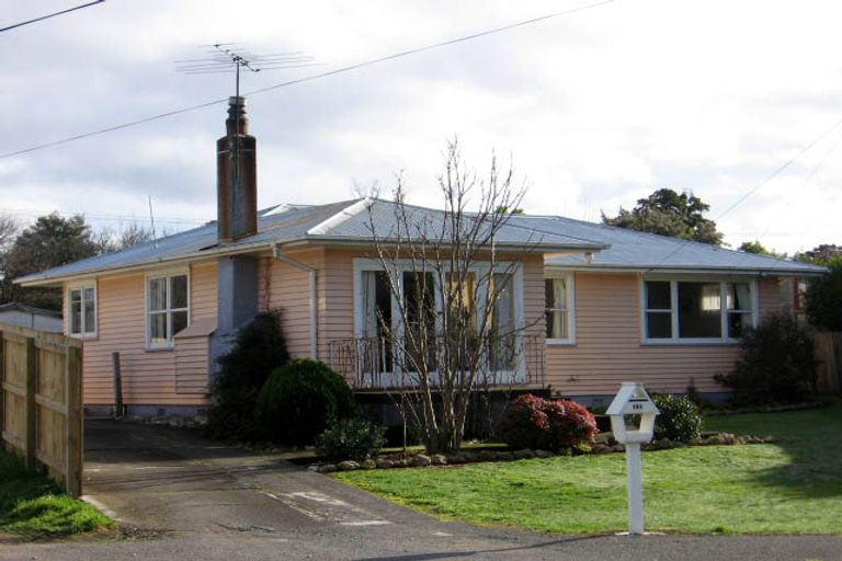Photo of property in 108 Oxford Street, Lansdowne, Masterton, 5810