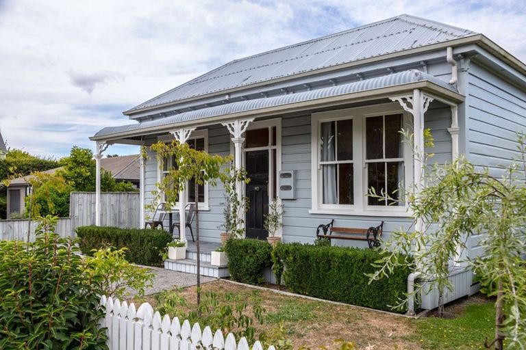 Photo of property in 27 Main Street, Greytown, 5712