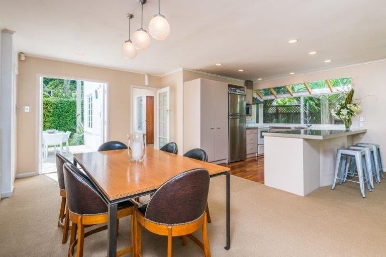 Photo of property in 886 Mount Eden Road, Three Kings, Auckland, 1024