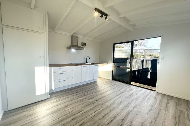 Photo of property in 5 Heather Place, Mairehau, Christchurch, 8052