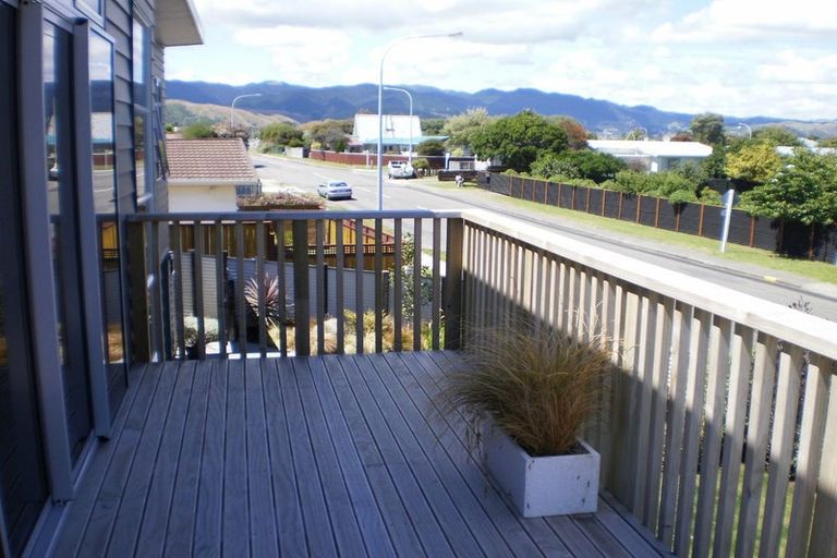 Photo of property in 47a Mazengarb Road, Paraparaumu Beach, Paraparaumu, 5032