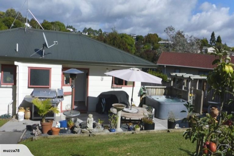 Photo of property in 4 William Hadlow Place, Hatfields Beach, Orewa, 0931
