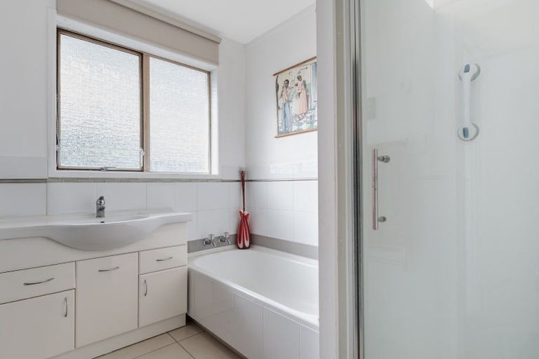 Photo of property in 1 Sunny Bay Road, Matua, Tauranga, 3110