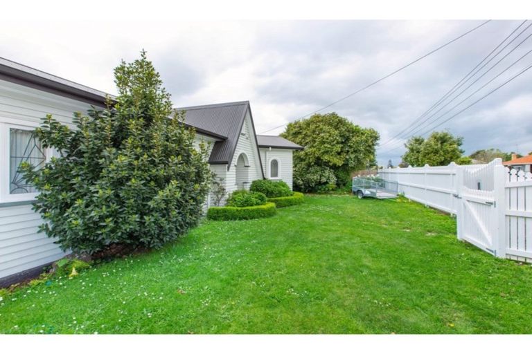 Photo of property in 9 Alfred Street, Fairfield, Hamilton, 3214