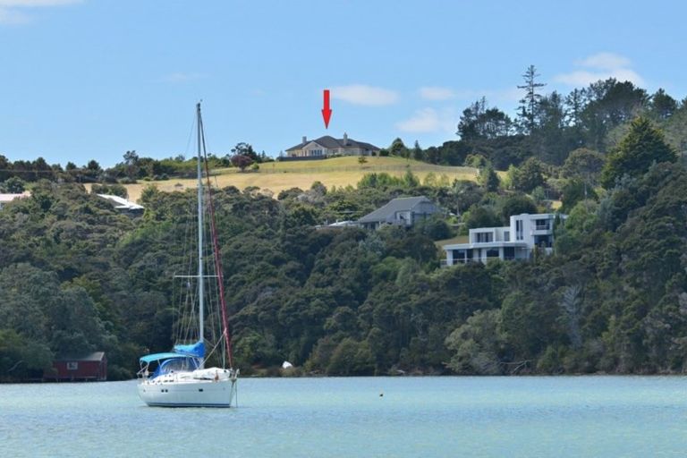 Photo of property in 335 Aucks Road, Okiato, Russell, 0272