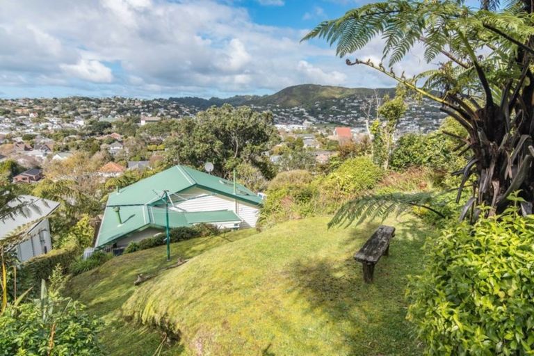 Photo of property in 64 Hatton Street, Karori, Wellington, 6012