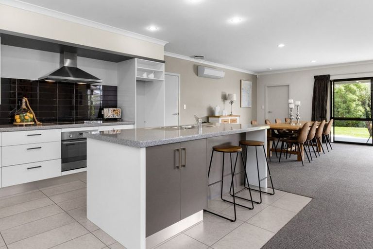 Photo of property in 19 Haast Place, Poraiti, Napier, 4112