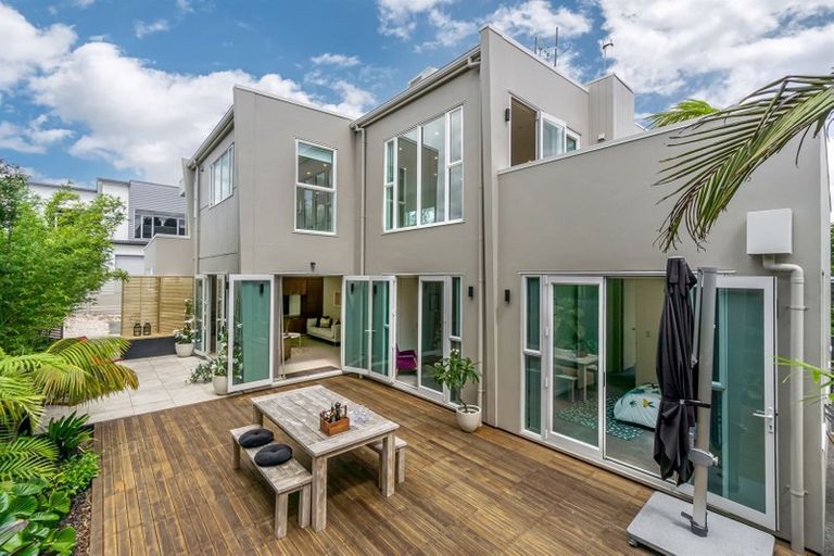 Photo of property in 225 East Coast Road, Campbells Bay, Auckland, 0620