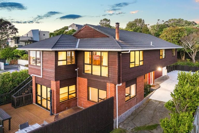 Photo of property in 8 Pukerua Beach Road, Pukerua Bay, 5026