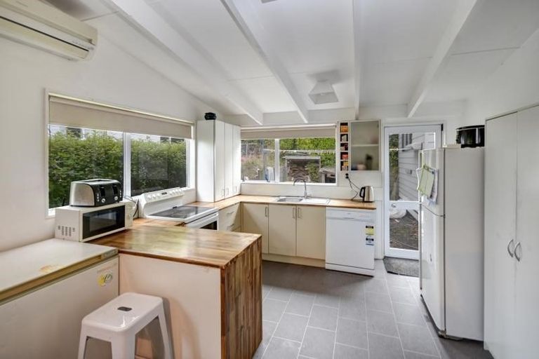 Photo of property in 92 Harbour Terrace, North Dunedin, Dunedin, 9016