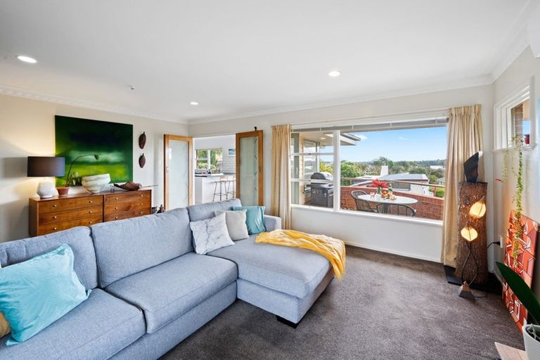 Photo of property in 37 Clovelly Road, Bucklands Beach, Auckland, 2012