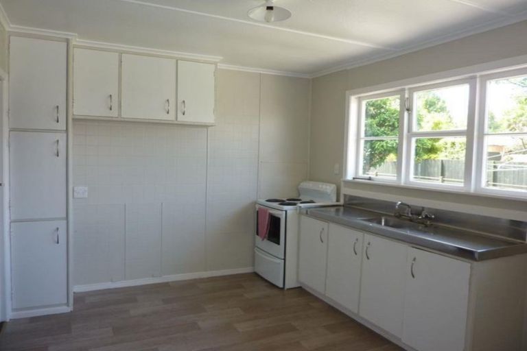 Photo of property in 2/60 Marne Road, Papakura, 2110