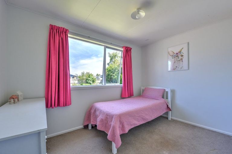 Photo of property in 58 Hunter Street, Edendale, 9825