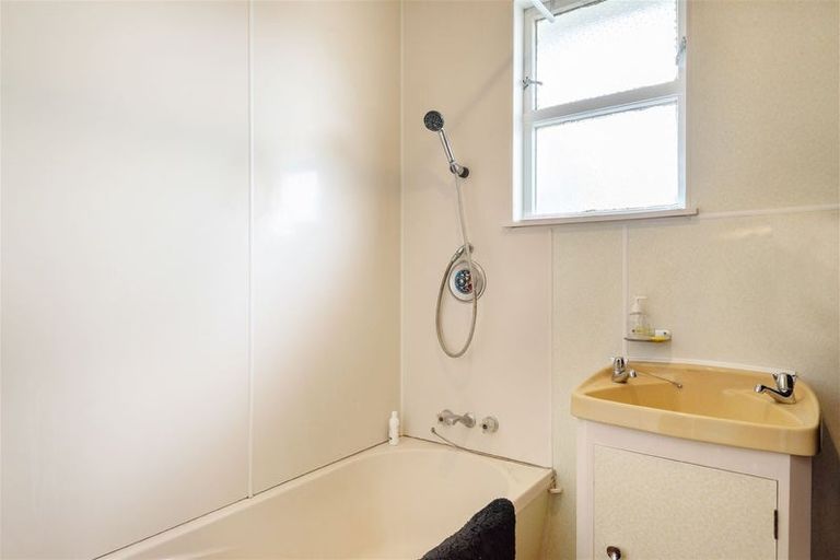 Photo of property in 165 Coxhead Road, Wattle Downs, Auckland, 2103