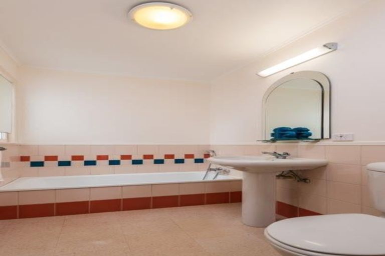 Photo of property in 886 Mount Eden Road, Three Kings, Auckland, 1024