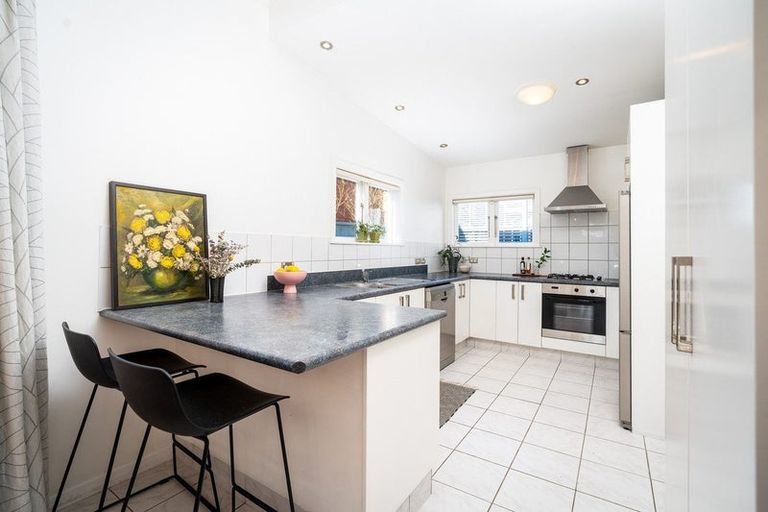 Photo of property in 34a Dundas Street, Seatoun, Wellington, 6022