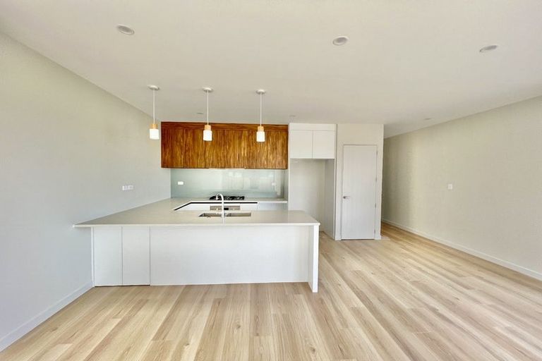 Photo of property in 42 Tahetoka Street, Westgate, Auckland, 0814