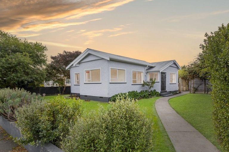 Photo of property in 14 Rexwood Street, Carterton, 5713