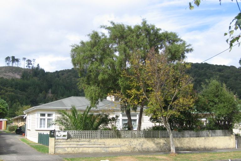 Photo of property in 17 Wilford Street, Wallaceville, Upper Hutt, 5018
