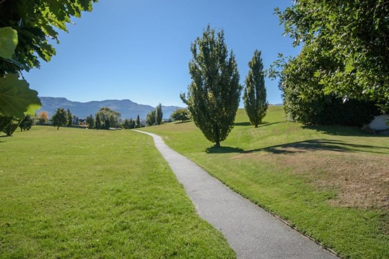 Photo of property in 6 Westwell Lane, Lower Shotover, Queenstown, 9371