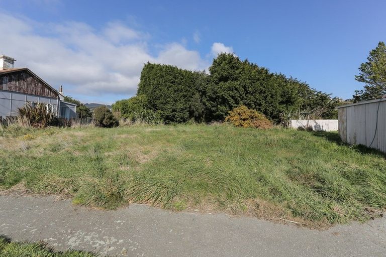 Photo of property in 24 Ocean Beach Road, Bluff, 9814