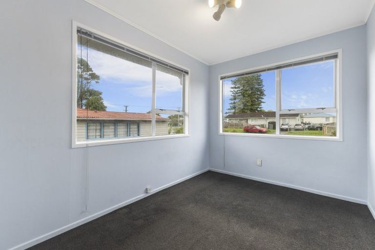 Photo of property in 3 Wordsworth Road, Manurewa, Auckland, 2102
