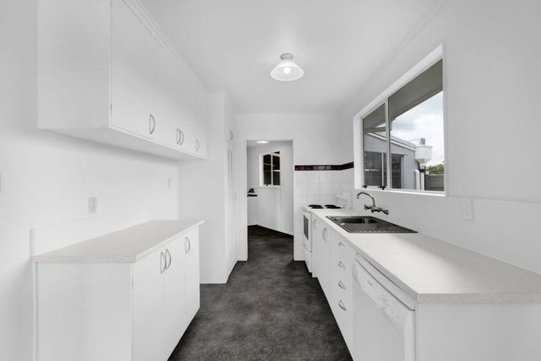 Photo of property in 50 Sole Avenue, Bell Block, New Plymouth, 4312