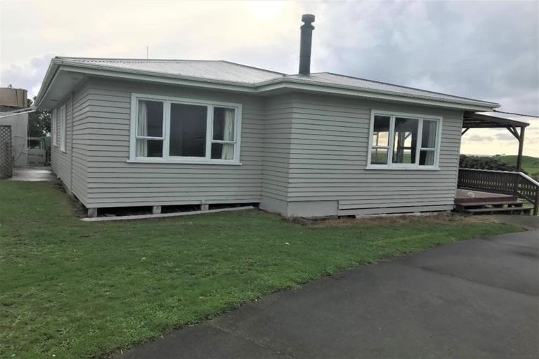 Photo of property in 89 Porikapa Road, Warea, New Plymouth, 4381