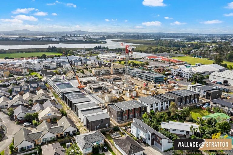 Photo of property in 148 Mcleod Road, Te Atatu South, Auckland, 0610