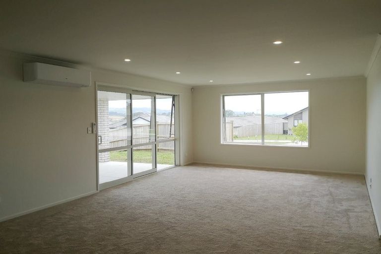 Photo of property in 2 Moyle Street, Pokeno, 2402