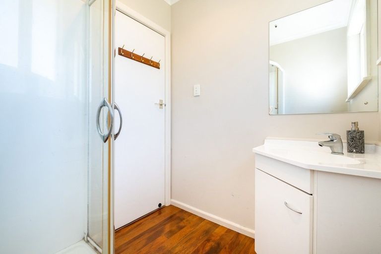 Photo of property in 28 Downing Avenue, Pirimai, Napier, 4112