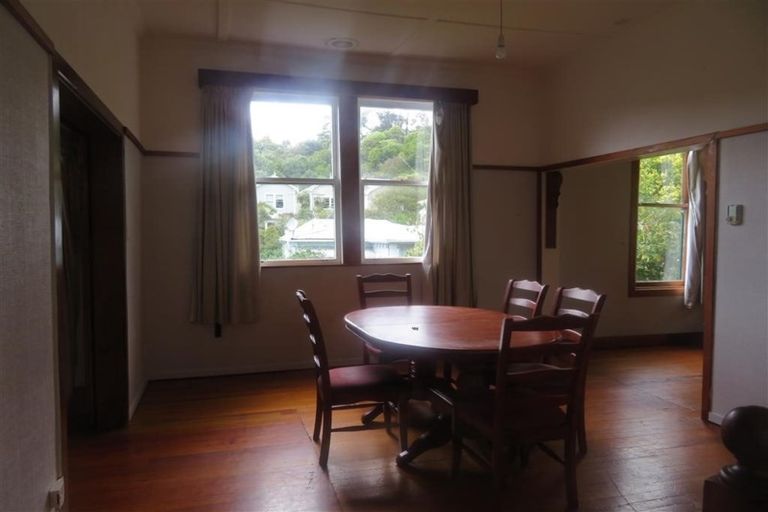 Photo of property in 1 Mortimer Terrace, Aro Valley, Wellington, 6021