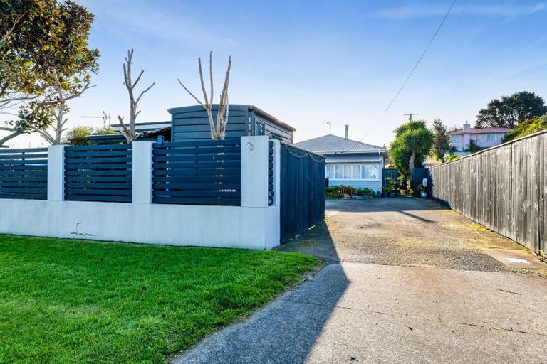 Photo of property in 78 Ngamotu Road, Spotswood, New Plymouth, 4310