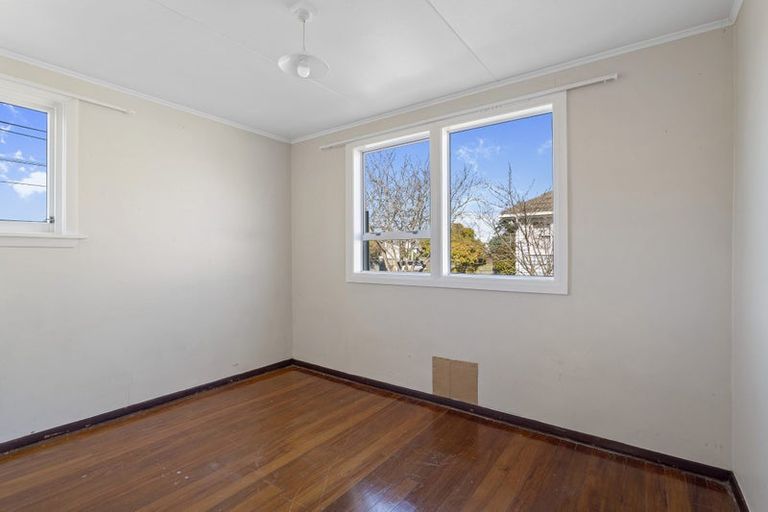 Photo of property in 6 Glenfield Crescent, Mairehau, Christchurch, 8052