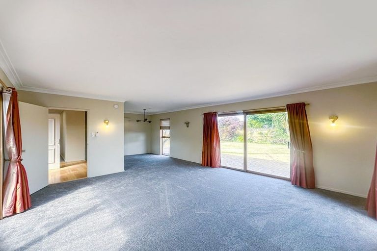 Photo of property in 6 Davita Place, Farm Cove, Auckland, 2012