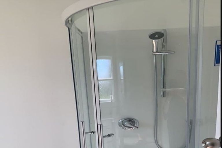 Photo of property in 16 Shamrock Street, Levin, 5510