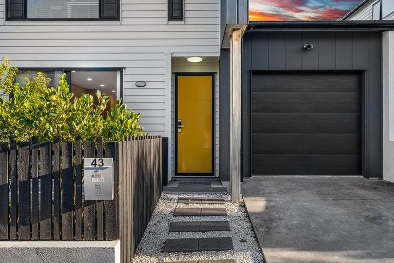 Photo of property in 43 Westgate Drive, Westgate, Auckland, 0614